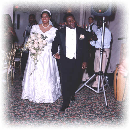 BrideandGroomReceptionEntrance.jpg (36545 bytes)