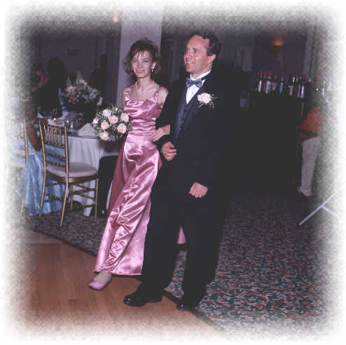 JohnandStaceyReceptionEntrance.jpg (28151 bytes)