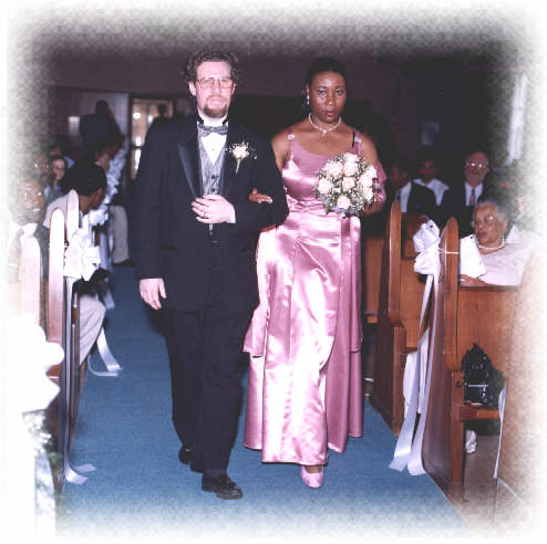 chrisandsandy.jpg (62758 bytes)