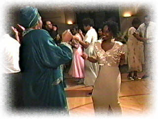 dancing14.jpg (14909 bytes)
