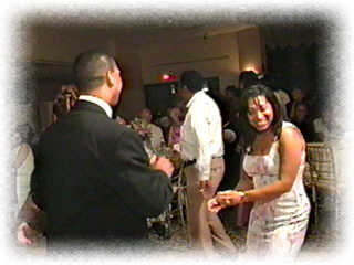 dancing4.jpg (11394 bytes)