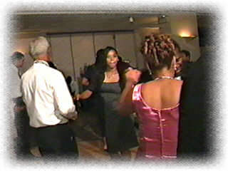 dancing5.jpg (12329 bytes)