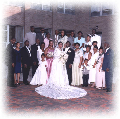 familysnapshot4.jpg (42205 bytes)