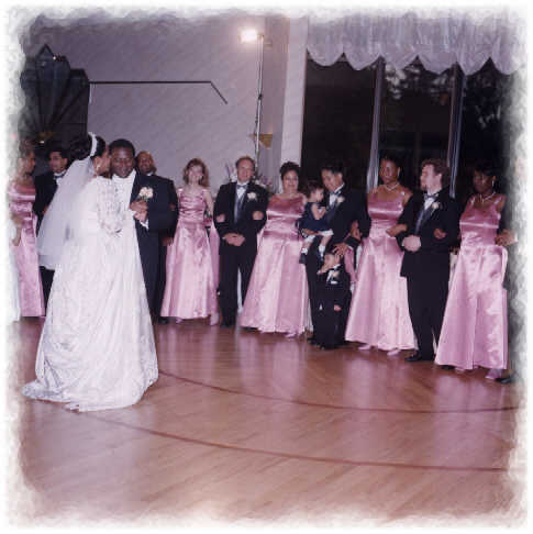 firstdance.jpg (26990 bytes)